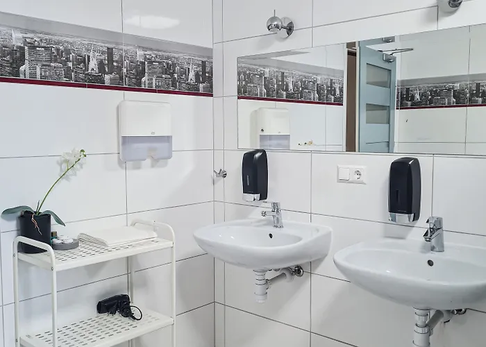 108 Maison d'hôtes 2*